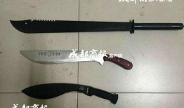 网红吃瓜铁锹勺子视频播放,铁锹勺子视频走红网络，引发网友热议