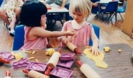 幼儿园孩子爆料视频真实,揭秘幼儿园里的真实日常