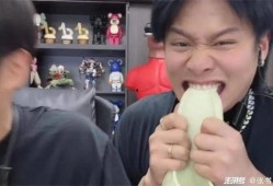 八卦最新爆料小杨哥是谁,小杨哥身份之谜，真相即将揭晓！